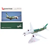 AIRBUS A220-300 COMMERCIAL AIRCRAFT "QANTASLINK FLYING ART SERIES - MINYMA KUTJARA TJUKURPA" (VH-X4A) WHITE WITH GREEN GRAPHICS 1/200 DIECAST MODEL BY HERPA