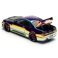 SKYLINE GT-R (R33) RHD (RIGHT HAND DRIVE) CHAMELEON CHROME WITH CARBON HOOD "APA XPO 2025 EXCLUSIVE" 1/64 DIECAST MODEL CAR BY POP RACE