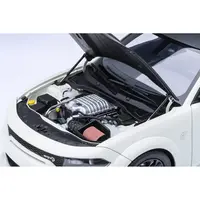 DODGE CHARGER SRT HELLCAT REDEYE KNUCKLE WHITE WITH MATT BLACK HOOD AND TOP 1/18 MODEL CAR BY AUTOART