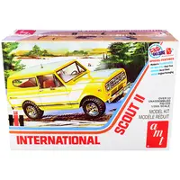 SKILL 2 MODEL KIT IH INTERNATIONAL HARVESTER SCOUT II 1/25 SCALE MODEL BY AMT