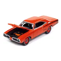 1970 DODGE CORONET SUPER BEE "MR. NORM'S" HEMI ORANGE WITH BLACK STRIPES "MUSCLE CARS USA" SERIES 1/64 DIECAST MODEL CAR BY JOHNNY LIGHTNING