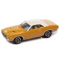 1971 DODGE CHALLENGER R/T BUTTERSCOTCH WITH WHITE TOP AND INTERIOR "CLASSIC GOLD COLLECTION" 1/64 DIECAST MODEL CAR BY JOHNNY LIGHTNING