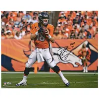 PEYTON MANNING DENVER BRONCOS AUTOGRAPHED 16" X 20" ACTION PHOTOGRAPH WITH "HOF 21" INSCRIPTION