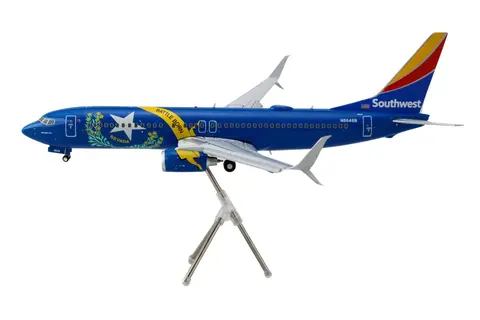BOEING 737-800 COMMERCIAL AIRCRAFT WITH FLAPS DOWN "SOUTHWEST AIRLINES - NEVADA ONE" (N8646B) BLUE WITH TAIL STRIPES "GEMINI 200" SERIES 1/200 DIECAST MODEL AIRPLANE BY GEMINIJETS