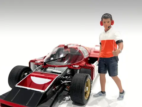 "RACE CREW" FIGURE #2 FOR 1/18 SCALE MODELS BY AMERICAN DIORAMA