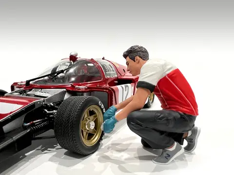 "RACE CREW" FIGURE #5 FOR 1/18 SCALE MODELS BY AMERICAN DIORAMA