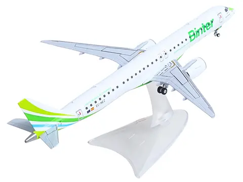 EMBRAER E195-E2 COMMERCIAL AIRCRAFT "BINTER CANARIAS" (EC-NEZ) WHITE WITH GREEN STRIPED TAIL 1/200 DIECAST MODEL BY HERPA