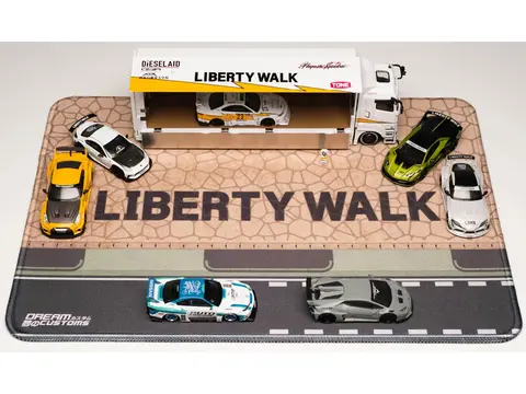 DESKTOP DISPLAY MAT "LIBERTY WALK" BY DREAM CUSTOMS
