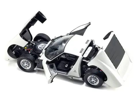 LAMBORGHINI MIURA P 400 WHITE 1/18 DIECAST MODEL CAR BY KYOSHO