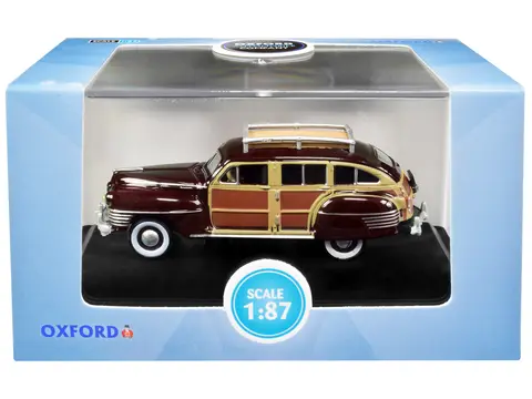 1942 CHRYSLER TOWN AND COUNTRY WOODY WAGON REGAL MAROON WITH ROOF RACK 1/87 (HO) SCALE DIECAST MODEL CAR BY OXFORD DIECAST 