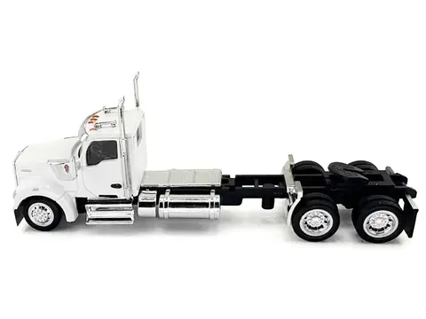 KENWORTH W990 2-AXEL DAY CAB WHITE 1/87 (HO) PLASTIC MODEL CAR BY HO LOGISTICS