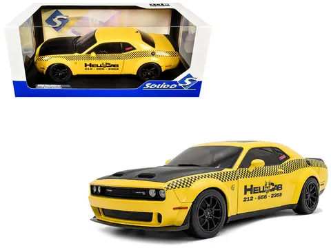 2023 DODGE CHALLENGER SRT HELLCAT REDEYE WIDEBODY TAXI "NYC HELLCAB" YELLOW WITH BLACK HOOD AND GRAPHICS 1/18 DIECAST MODEL CAR BY SOLIDO