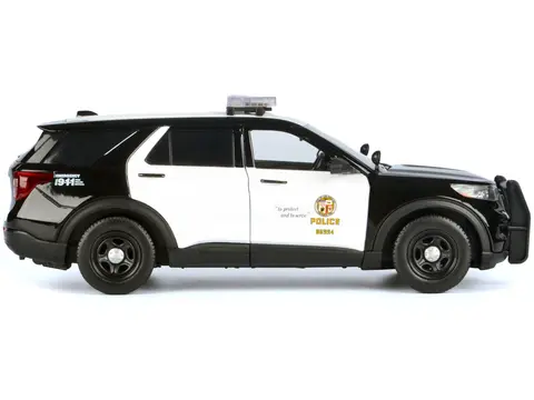 2022 FORD POLICE INTERCEPTOR UTILITY BLACK AND WHITE "LOS ANGELES POLICE DEPARTMENT (LAPD)" WITH FLASHING LIGHT BAR AND FRONT AND REAR LIGHTS AND SOUNDS 1/24 DIECAST MODEL CAR BY MOTORMAX