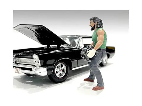 "MUSCLE MECHANICS" FIGURE #5 FOR 1/24 SCALE MODELS BY AMERICAN DIORAMA