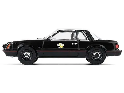 1982 FORD MUSTANG SSP "TEXAS DEPARTMENT OF PUBLIC SAFETY HIGHWAY PATROL" BLACK WITH WHITE HOOD AND TOP "HOBBY EXCLUSIVE" SERIES 1/64 DIECAST MODEL CAR BY GREENLIGHT