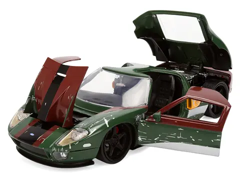 2005 FORD GT GREEN (WEATHERED) WITH GRAPHICS AND BOBA FETT FIGURE "STAR WARS" FRANCHISE "HOLLYWOOD RIDES" SERIES 1/24 DIECAST MODEL CAR BY JADA