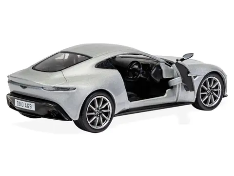 ASTON MARTIN DB10 RHD (RIGHT HAND DRIVE) SILVER METALLIC JAMES BOND 007 "SPECTRE" (2015) MOVIE DIECAST MODEL CAR BY CORGI